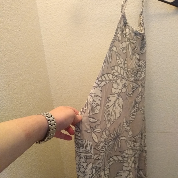 NWT Green and Taupe full length trapeze dress size 3X - Picture 7 of 7